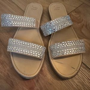 sparkly slides size 9 1/2 only worn once at a wedding bottoms discolored